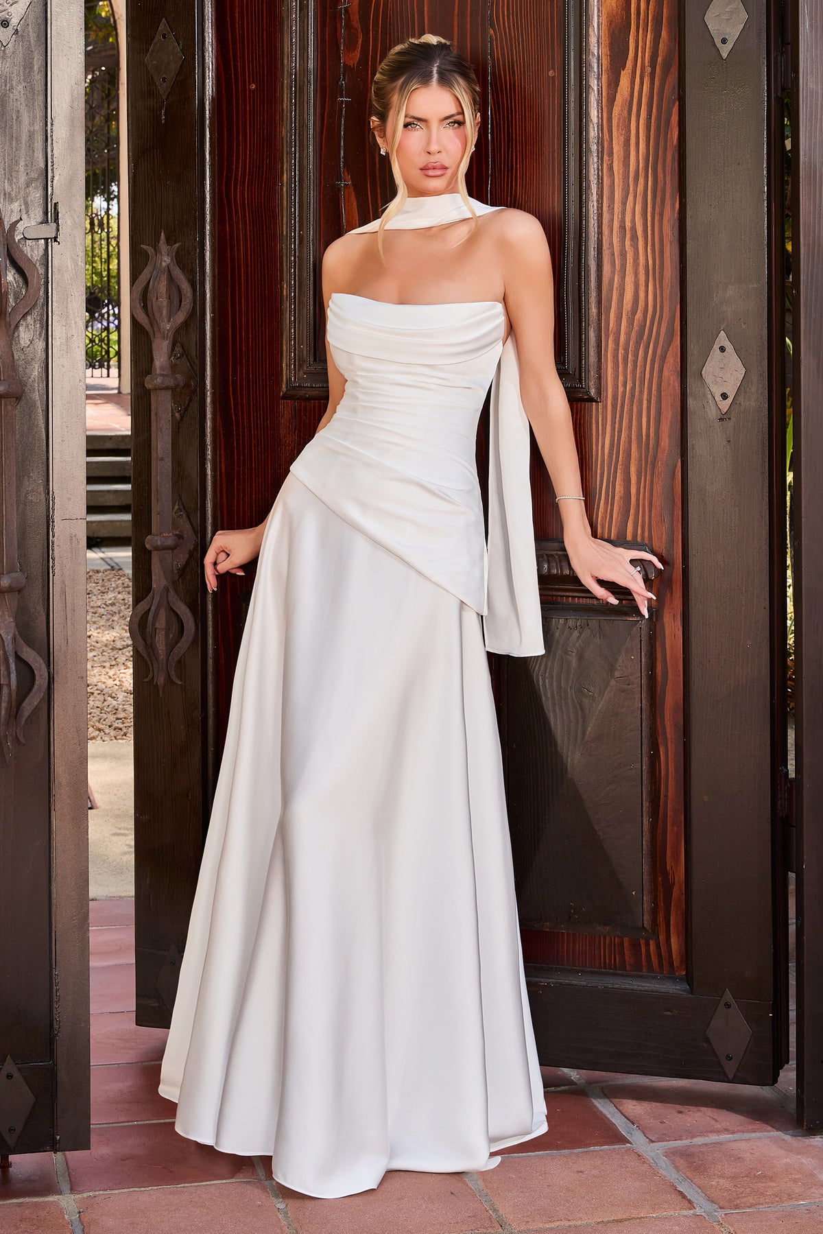 Oriana in Off White — front view