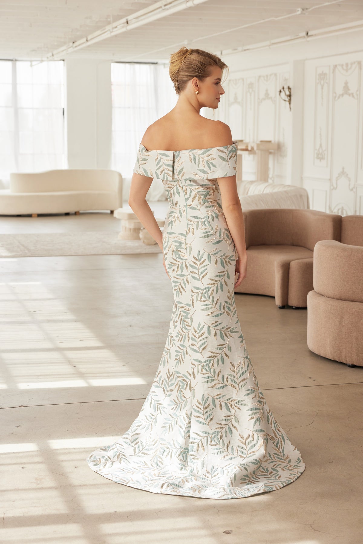 Oriane evening dress in Champagne
