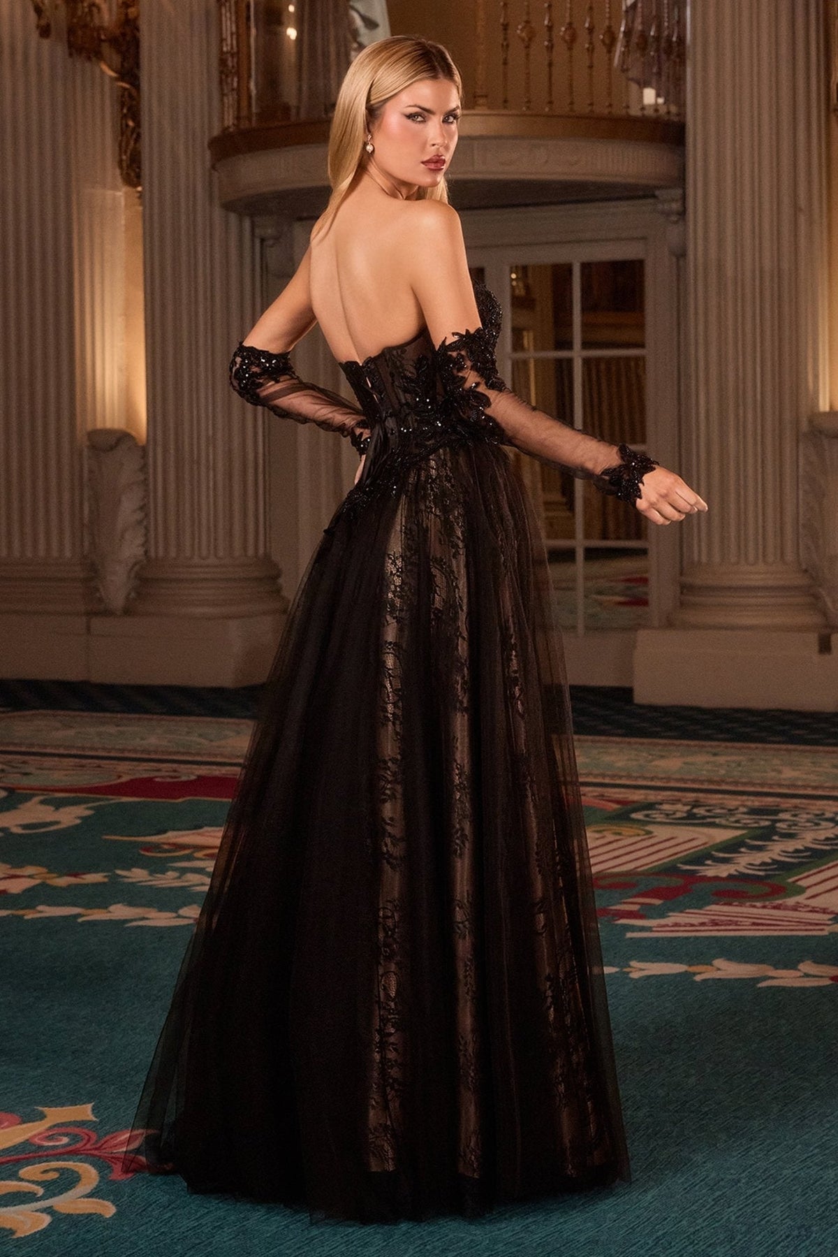 Reed dress in Black