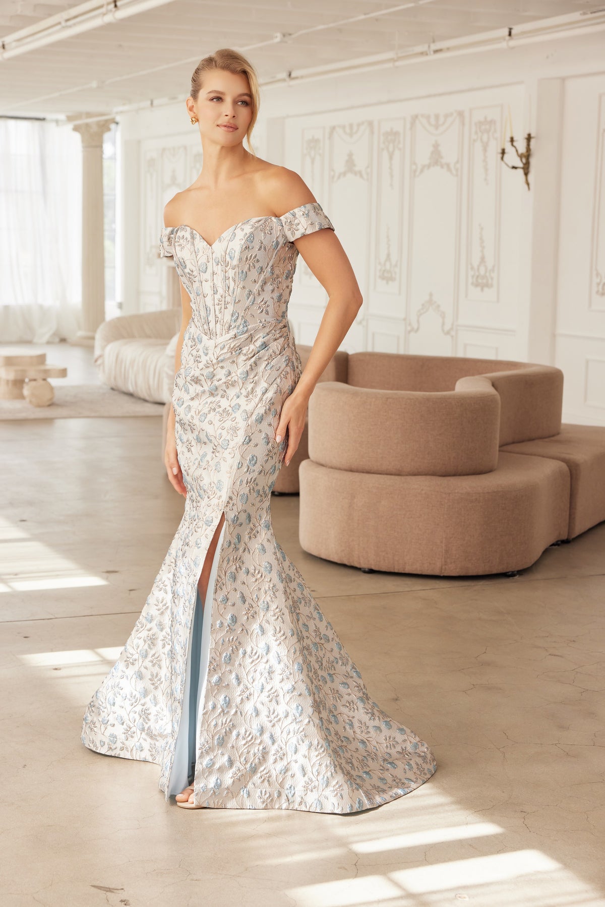 Romane evening dress in Silver / Blue
