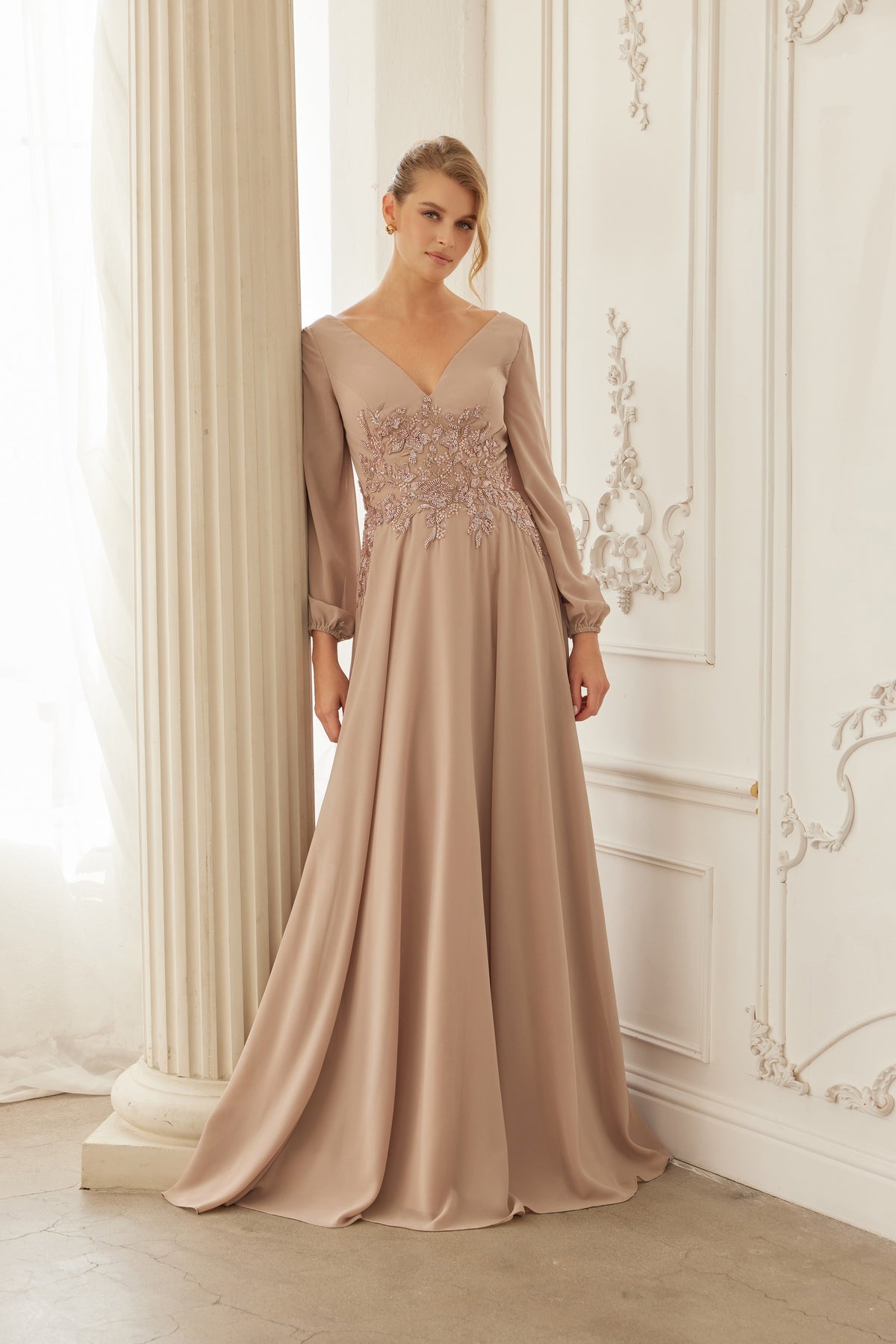 Rosaria evening dress in Cappuccino