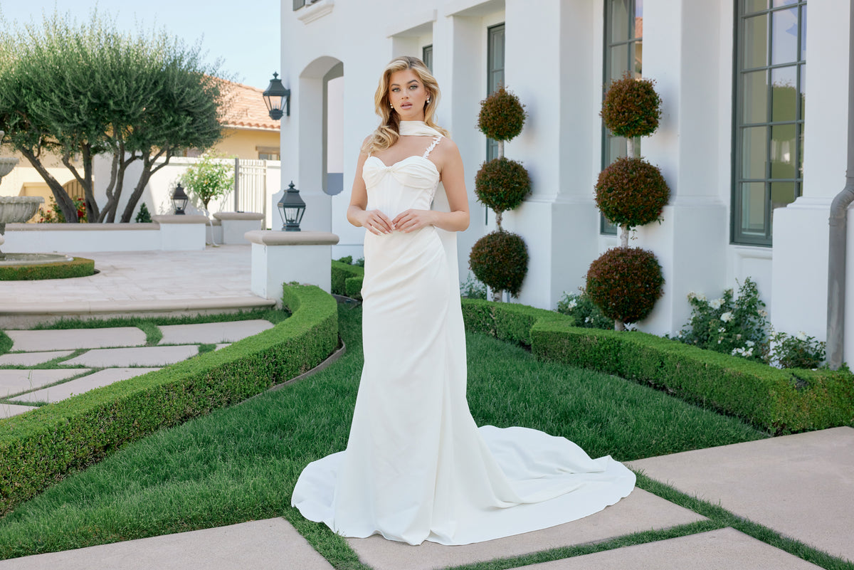 Serenella wedding dress in Ivory