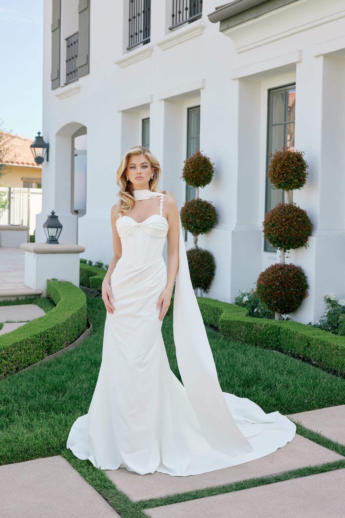 Serenella wedding dress in Ivory