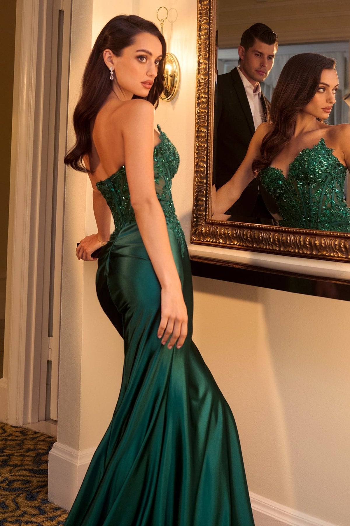 Sidney in Emerald — view 11