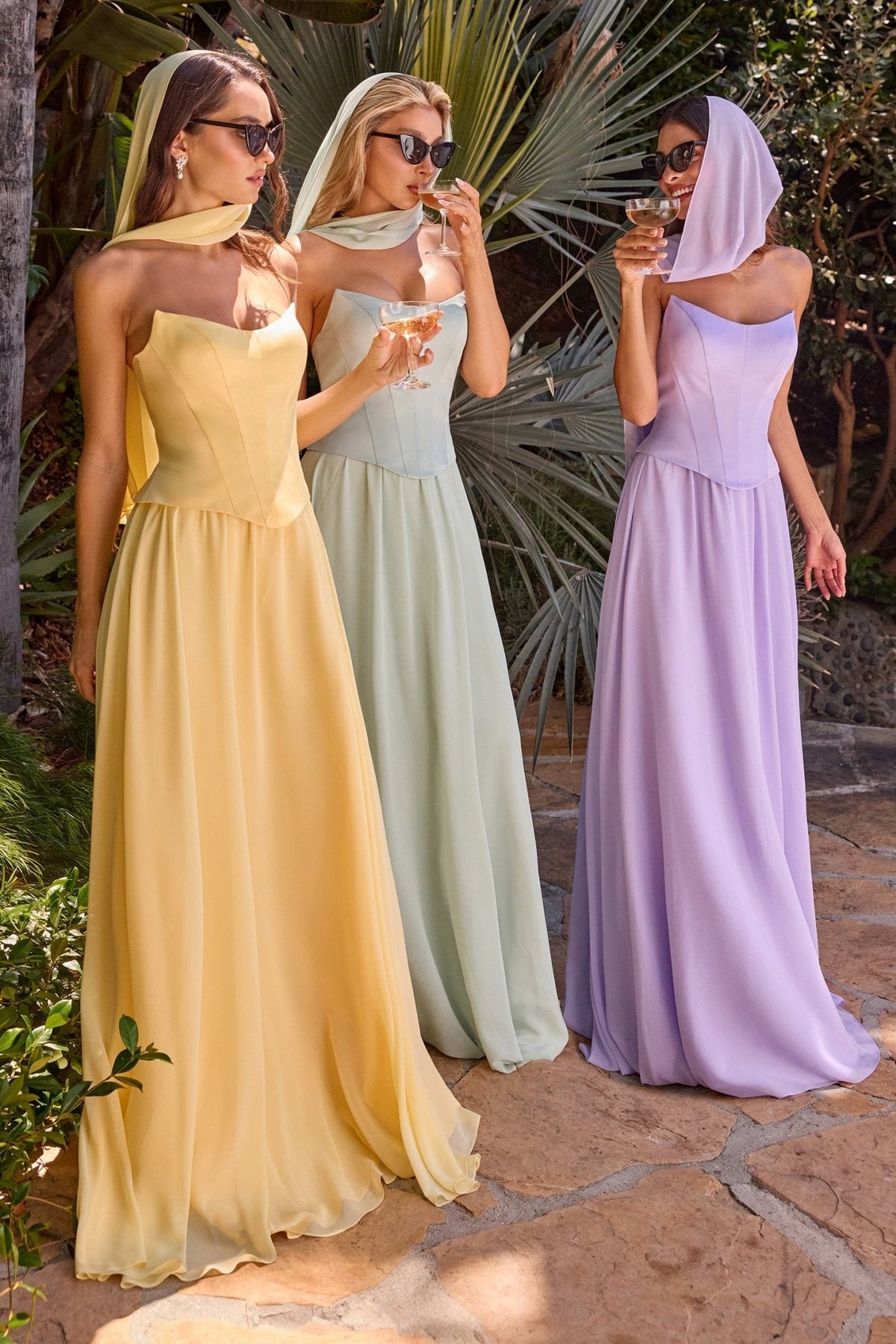 Solenne dress — group view
