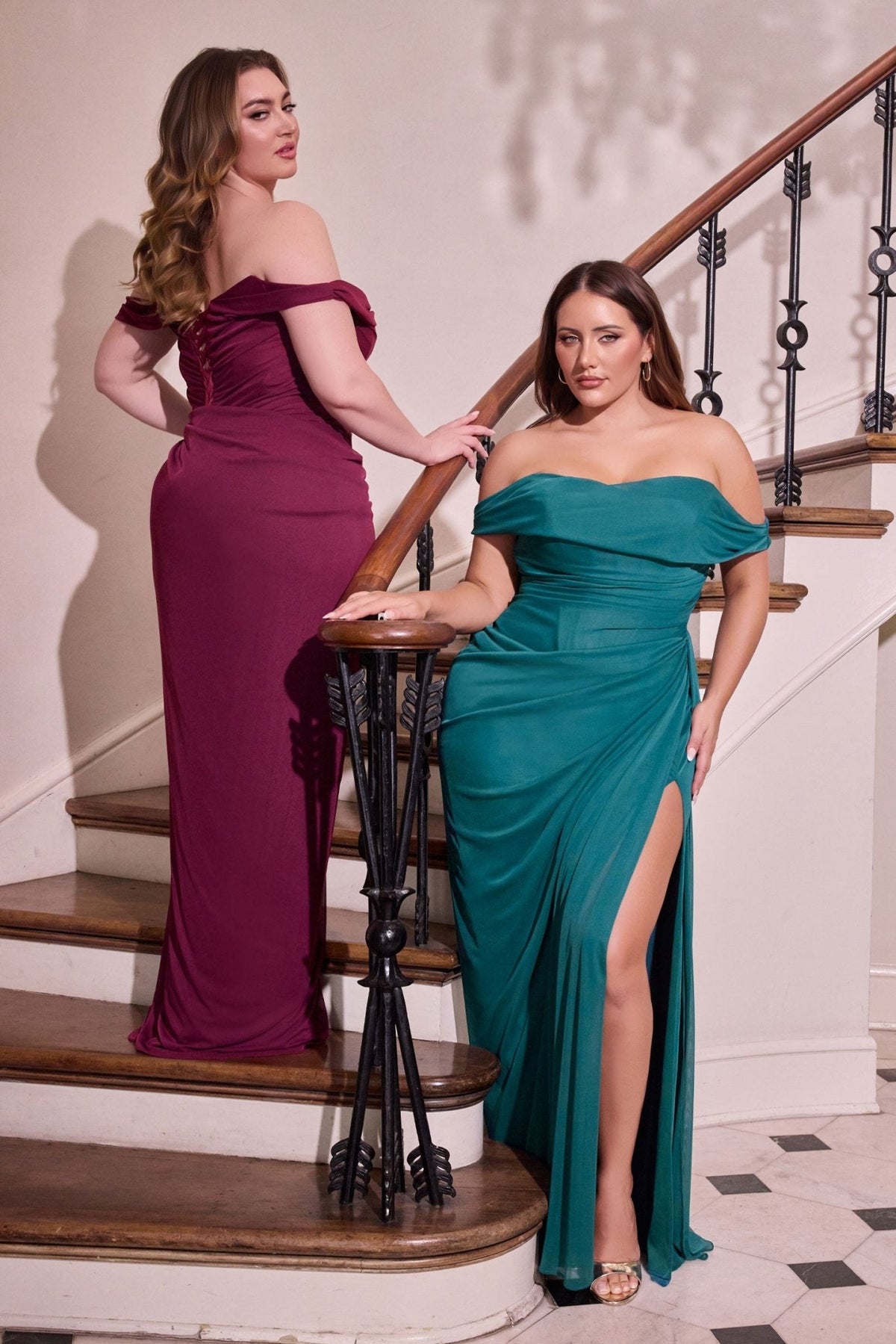 Stardew Curve dress — group view