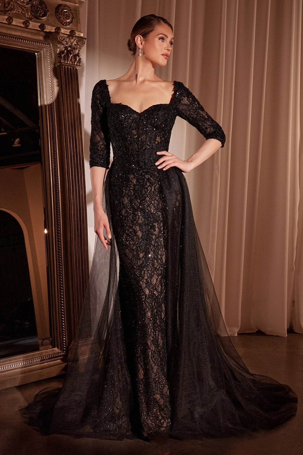 Sun dress in Black/Nude