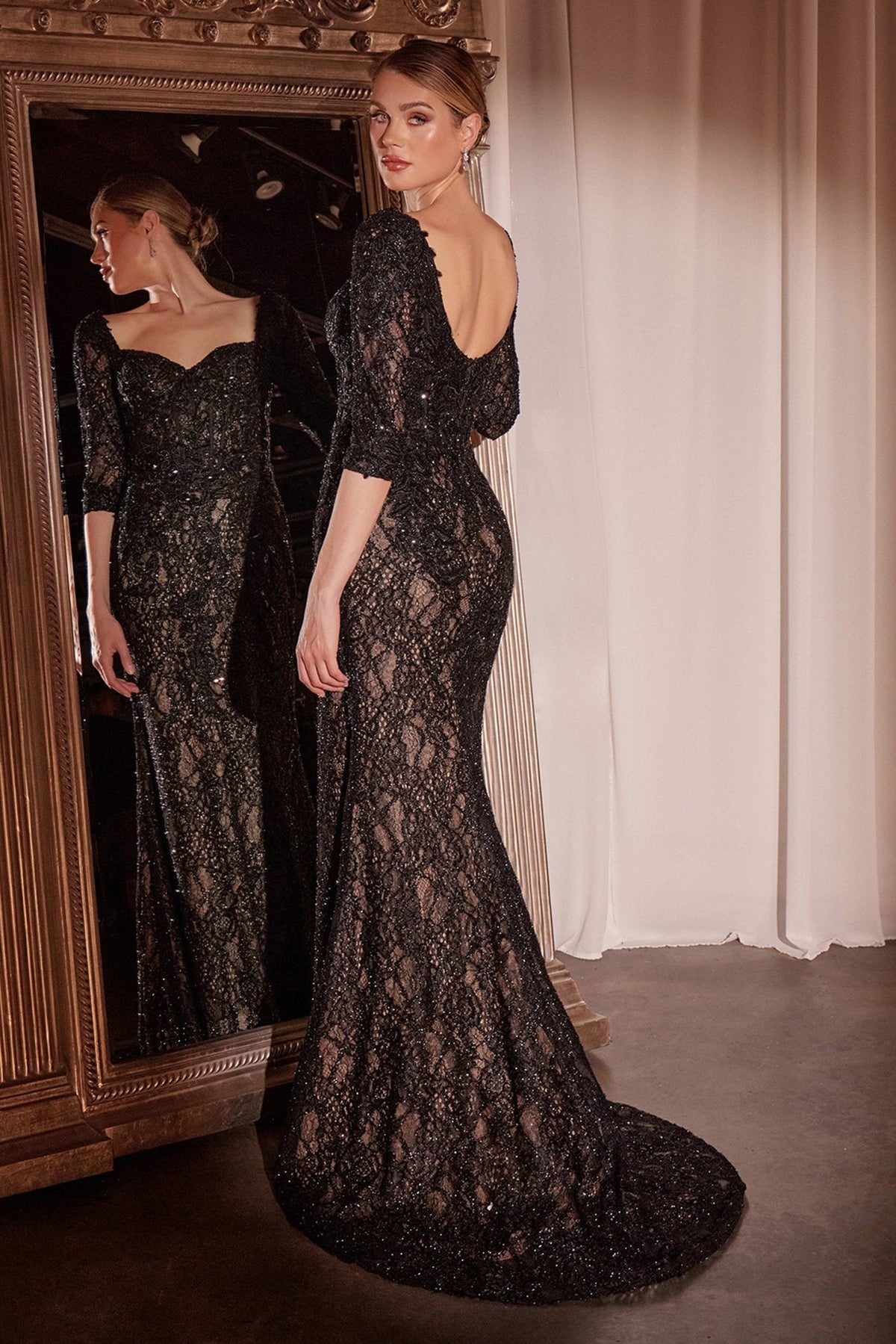 Sun dress in Black/Nude