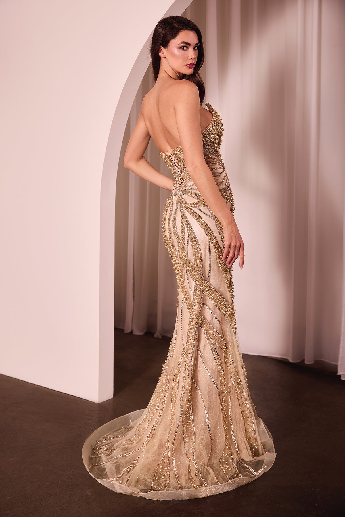 Tati — Gold dress