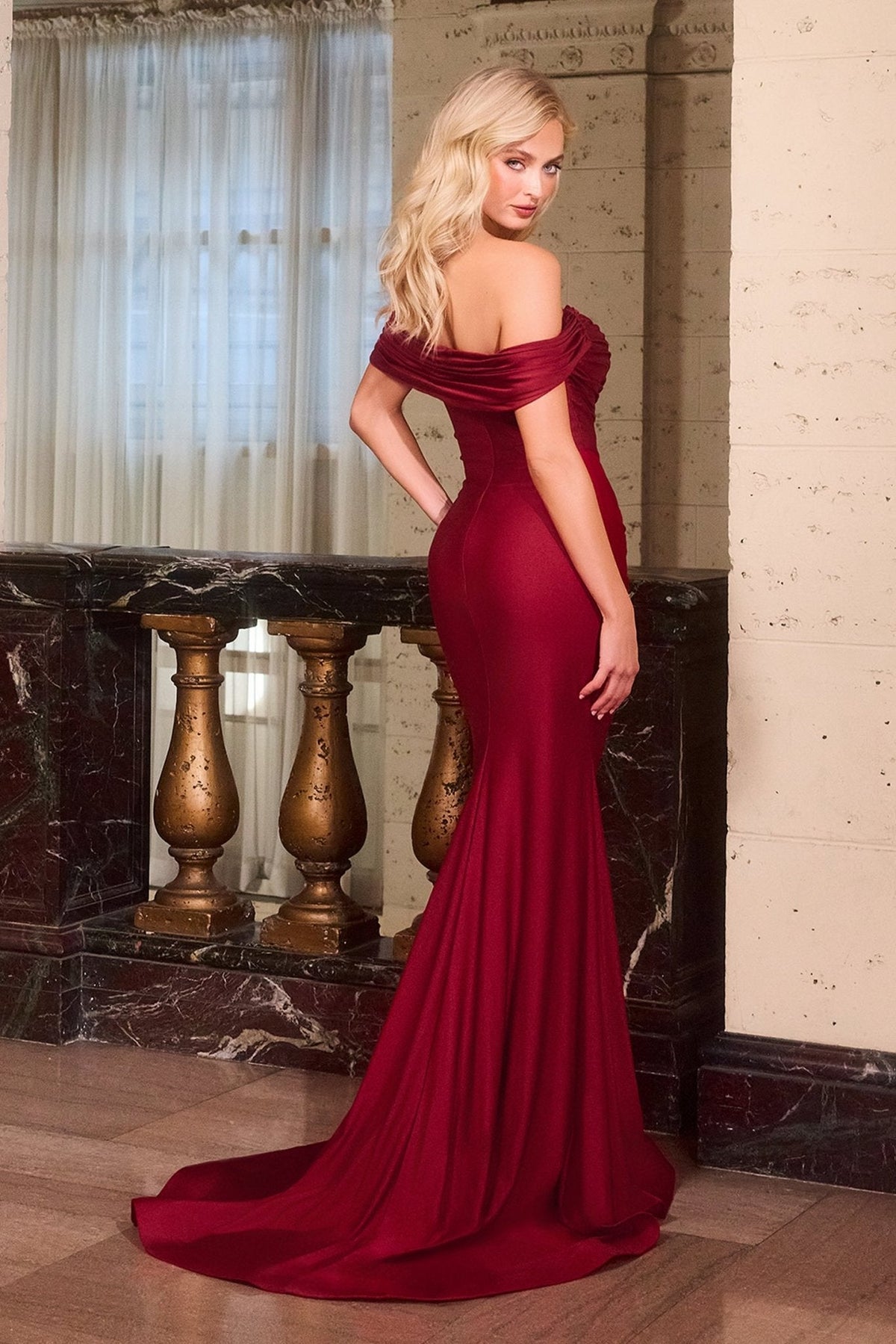 Westfield dress in Burgundy