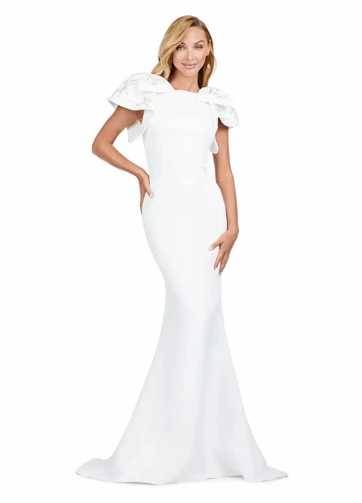 One Destination, Endless Elegance: Find Your Ashley Lauren Dress in Las Vegas Image